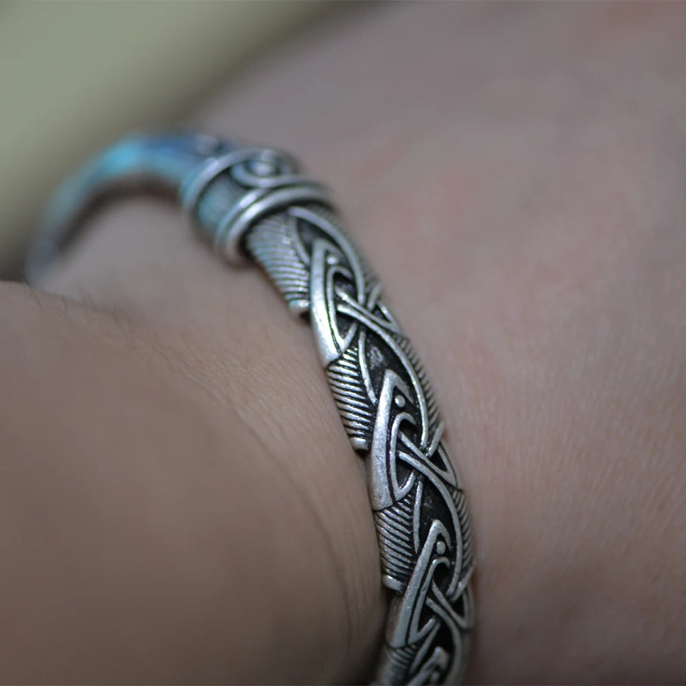 Tvívarg — Bracelet du Double-Loup