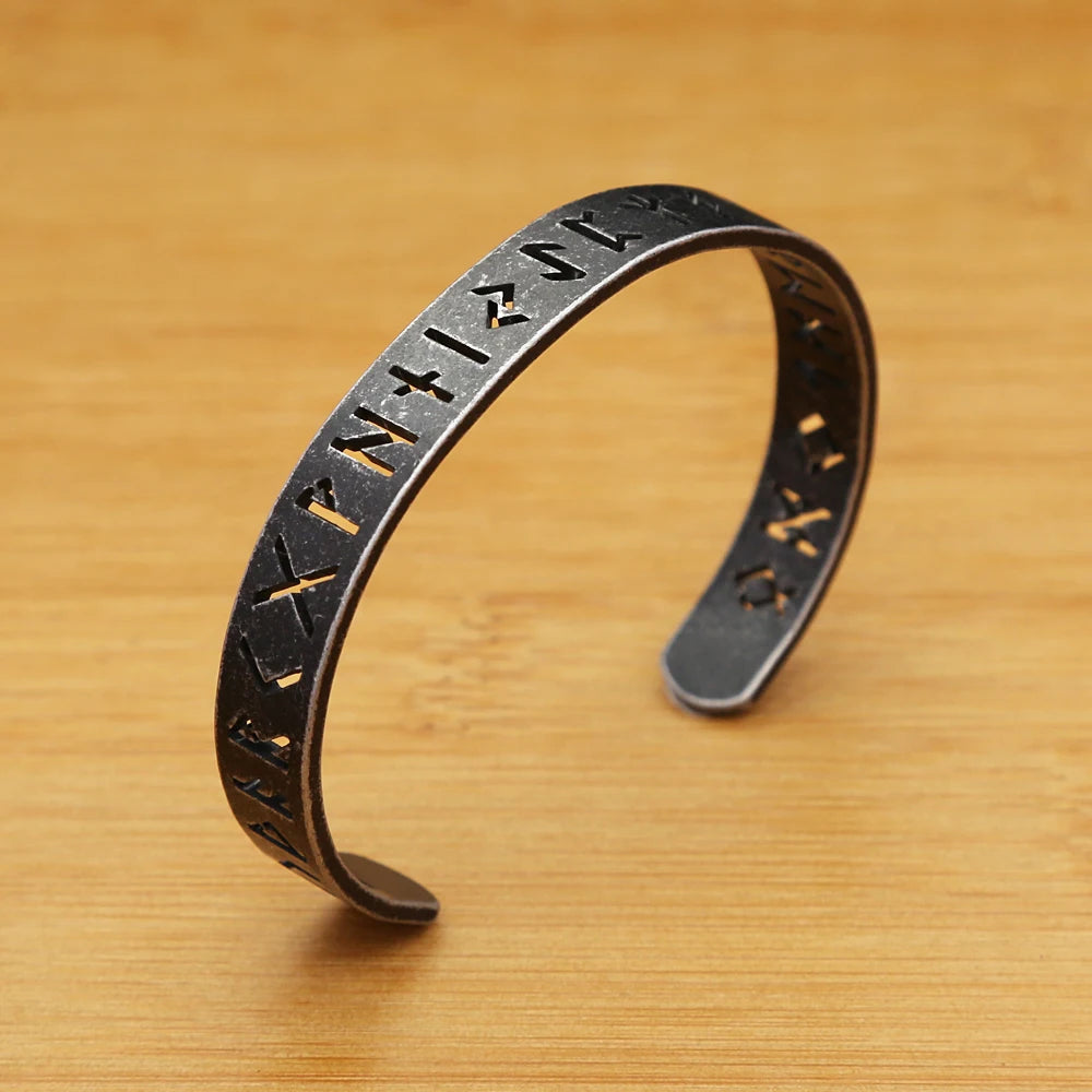 Helgifjötr — Bracelet du Lien Sacré